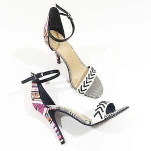 Chinese Laundry Women's Aztec Print High Heel Pump